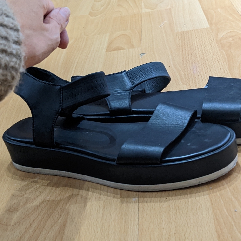 COS Black Platform Leather Sandals - Picture 2 of 7